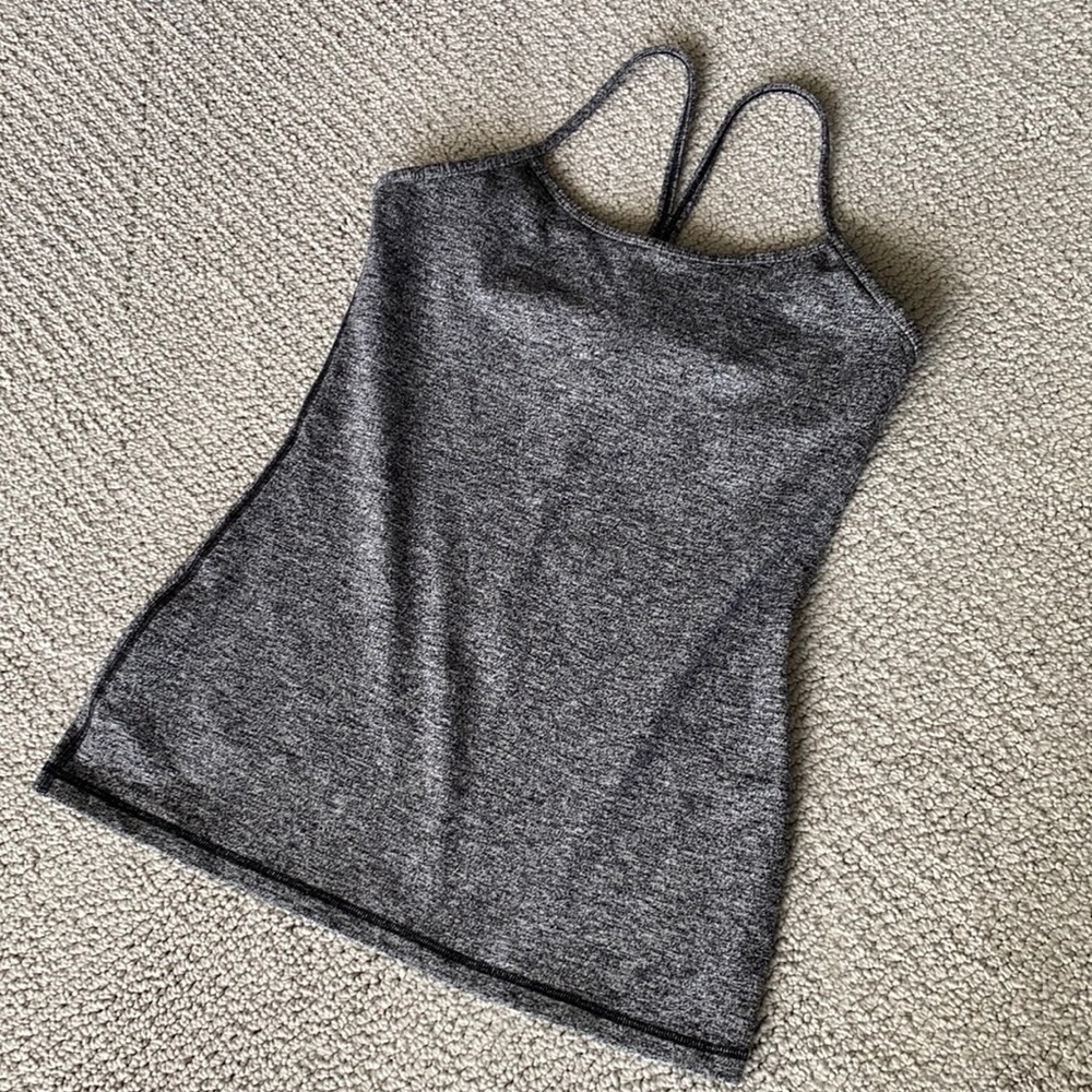LULULEMON POWER Y TANK TOP🌸